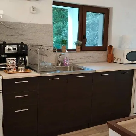 отдих Otdih Aprilci